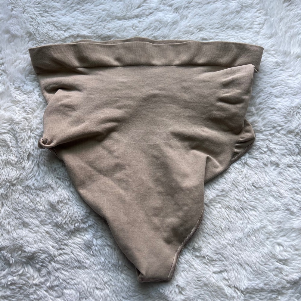 SKIMS Sculpting High Waisted Thong Shapewear Tan Large Seamless Core Support NEW